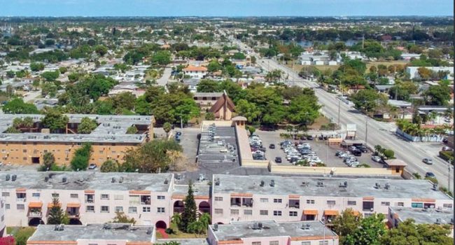 westlandplazacondo_08