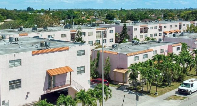 westlandplazacondo_09